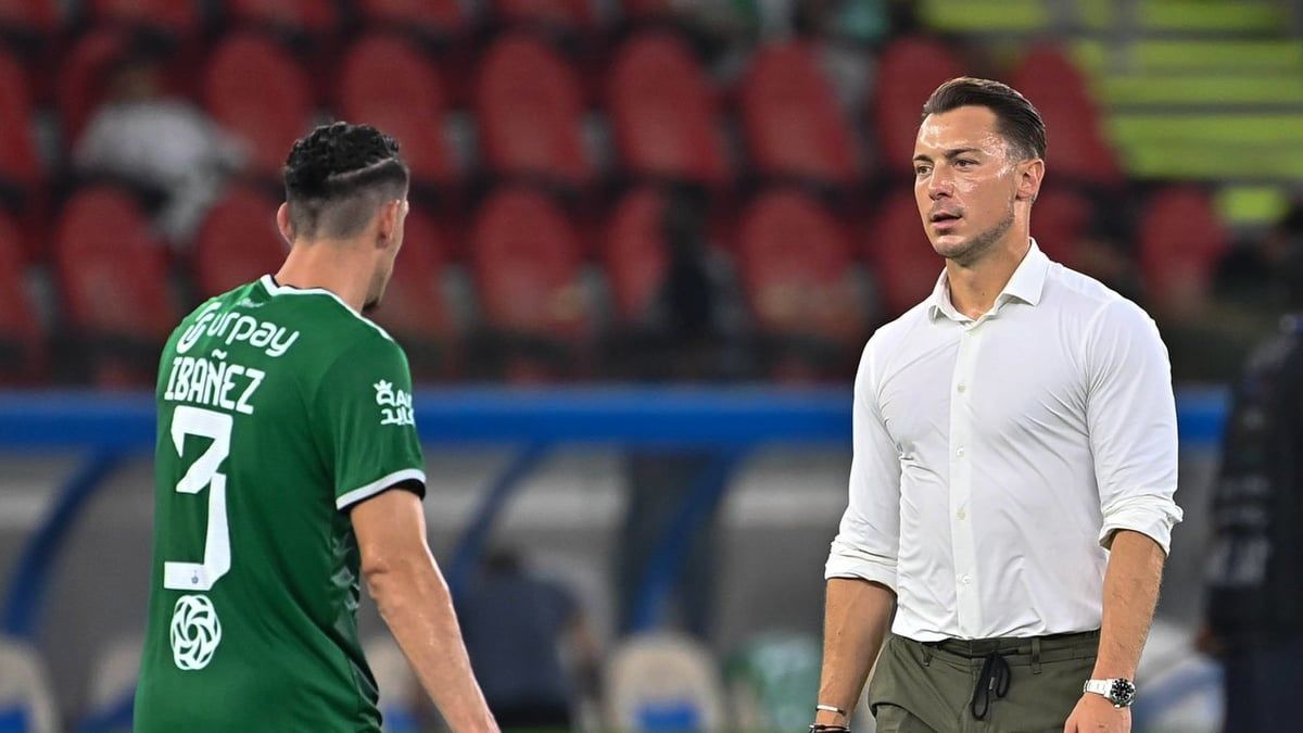 الأهلي السعودي يحسم مصير ماتياس يايسله