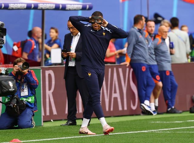 تغطية مباشرة.. مباراة فرنسا وهولندا في كأس أوروبا 2024