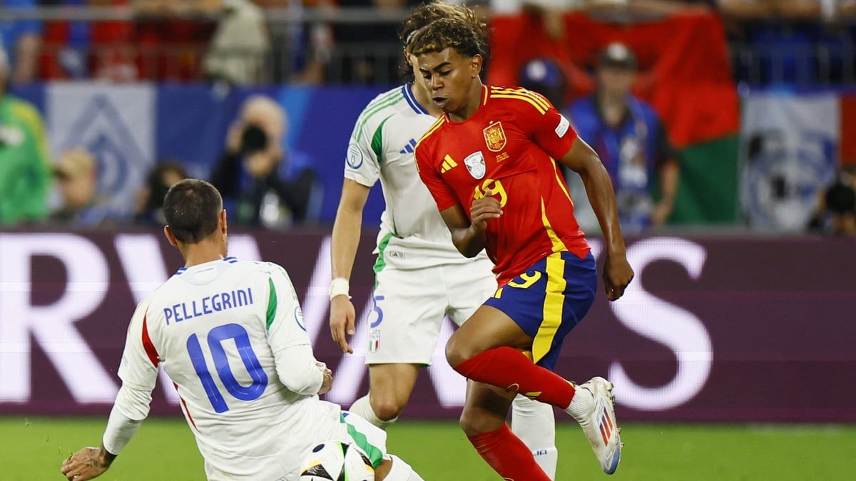 لامين يامال يصدم ملك إسبانيا (فيديو)