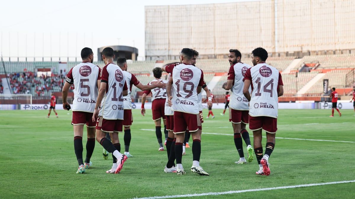 الأهلي يقفز لوصافة ترتيب الدوري المصري بالفوز على الداخلية