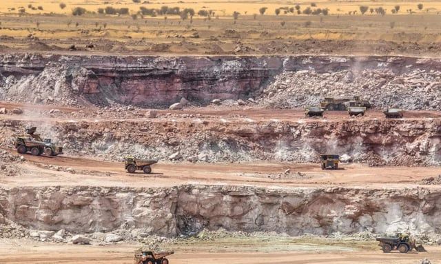 خسرته فرنسا.. ماذا تعرف عن "إيمورارين" أحد أهم مناجم اليورانيوم في العالم؟