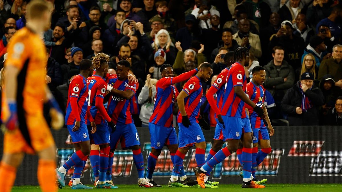 نجم كريستال بالاس يرفض عرضين من الدوري الإنجليزي من أجل بايرن ميونخ