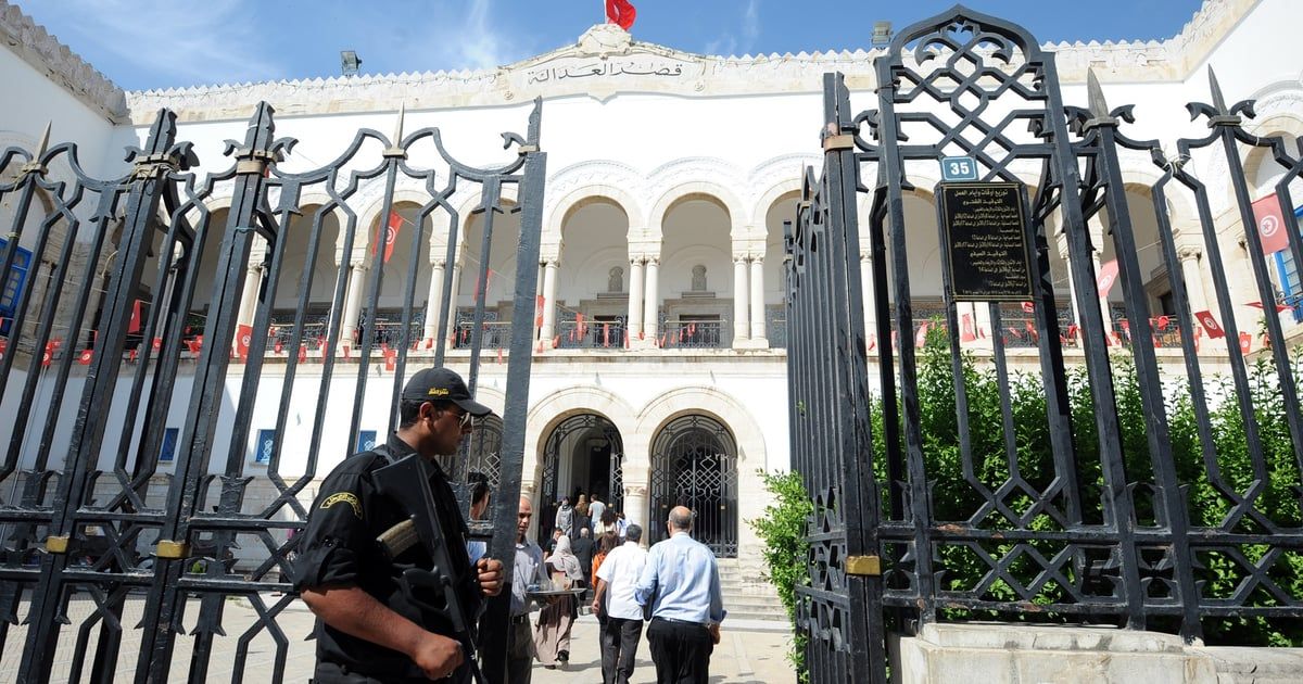 تونس.. أحكام قضائية تنبئ بـ"قرب حسم" ملف "التسفير"