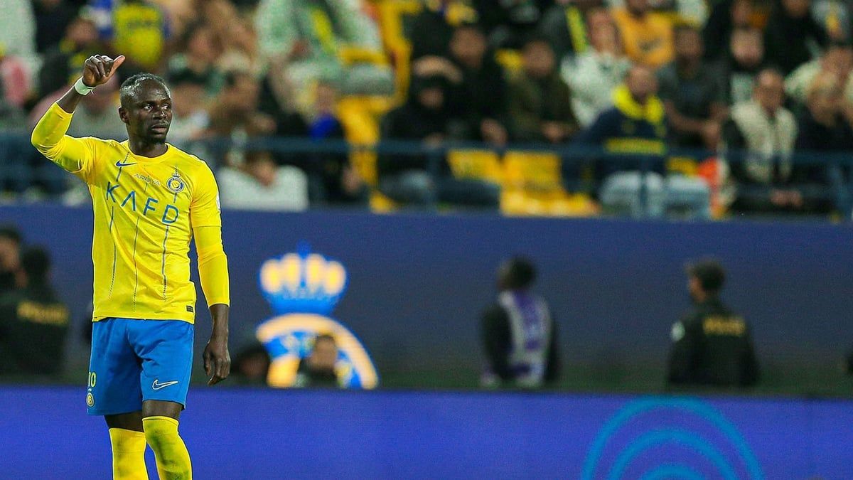 النصر السعودي يعرض خدمات ساديو ماني على نادٍ تركي