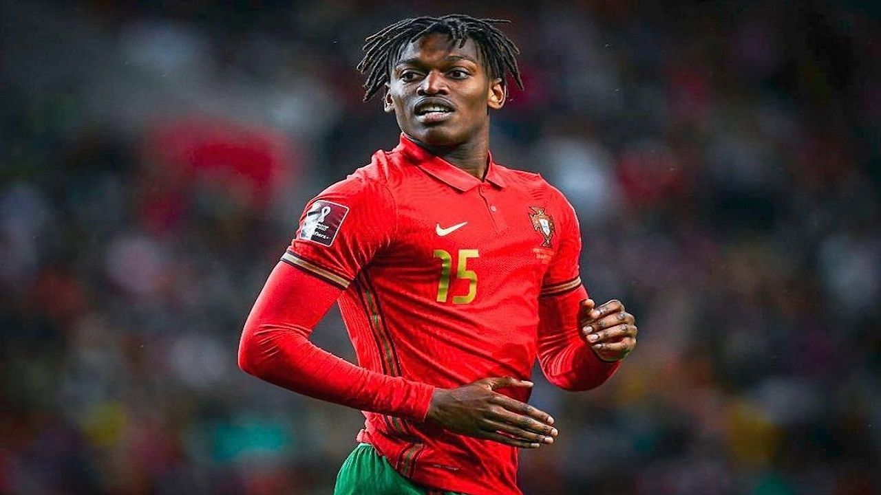 مفاجآت متعددة في الميركاتو الأزرق.. حقيقة مفاوضات الهلال مع لياو؟ - موقع الخليج الان