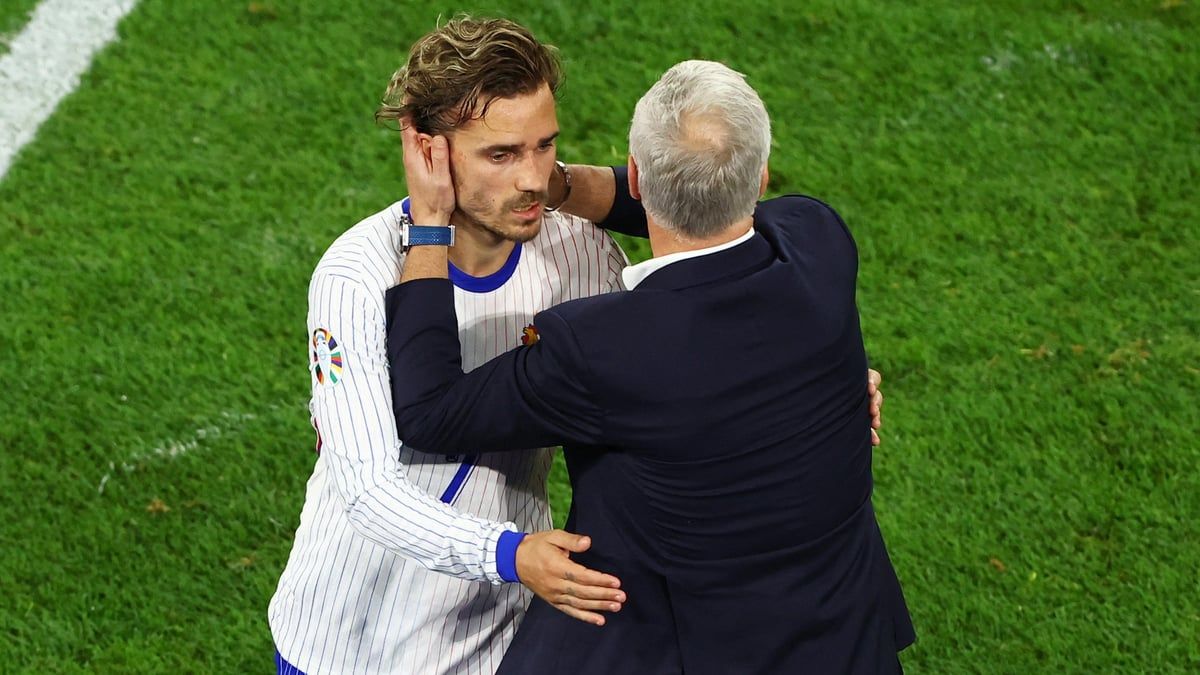 ديشامب يصدم غريزمان قبل مباراة فرنسا وبولندا