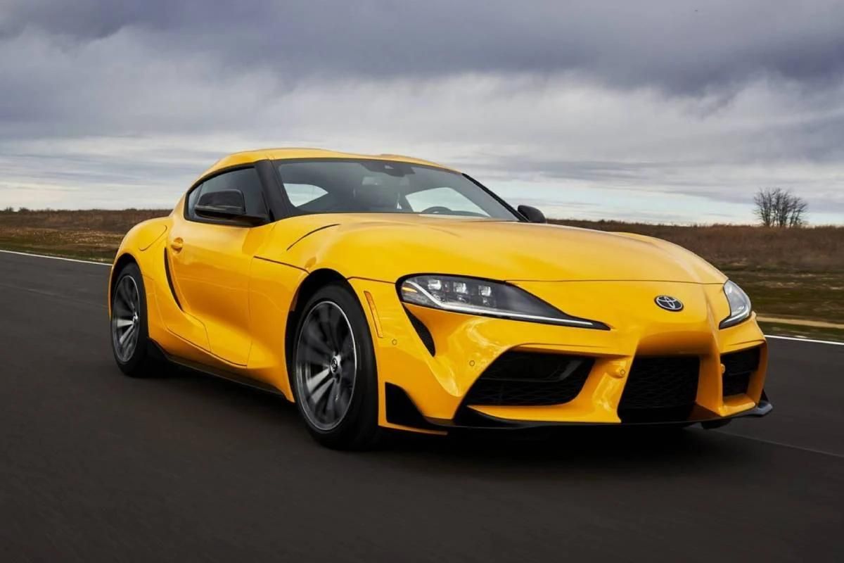 "الأناقة والأداء اجتمعوا سويًا" سعر ومواصفات تويوتا سوبرا في المملكة - موقع الخليج الان