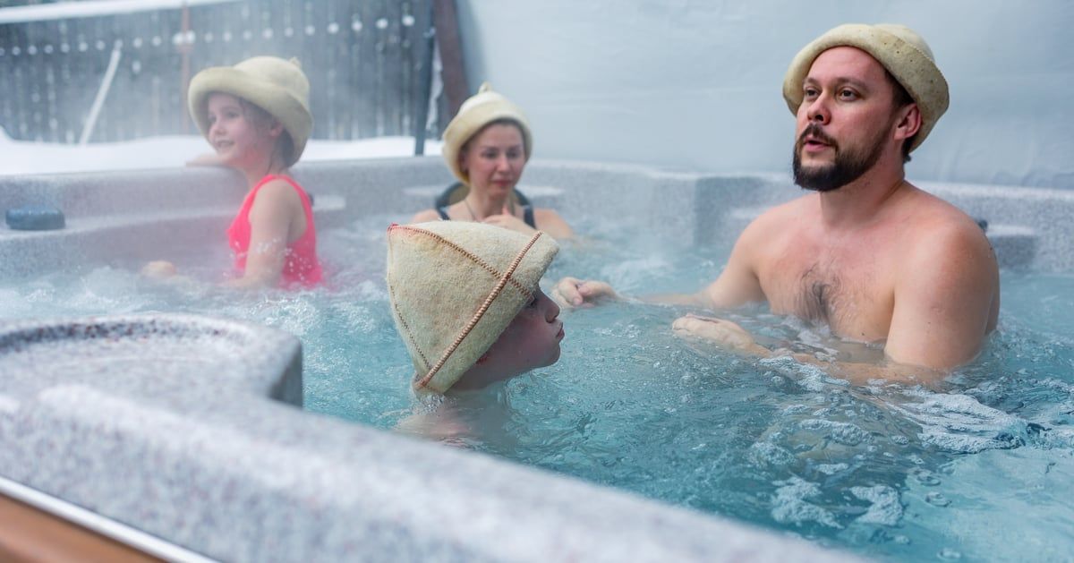 بعد انتشارها على "تيك توك".. تحذيرات من مخاطر العلاج بالماء المجمد