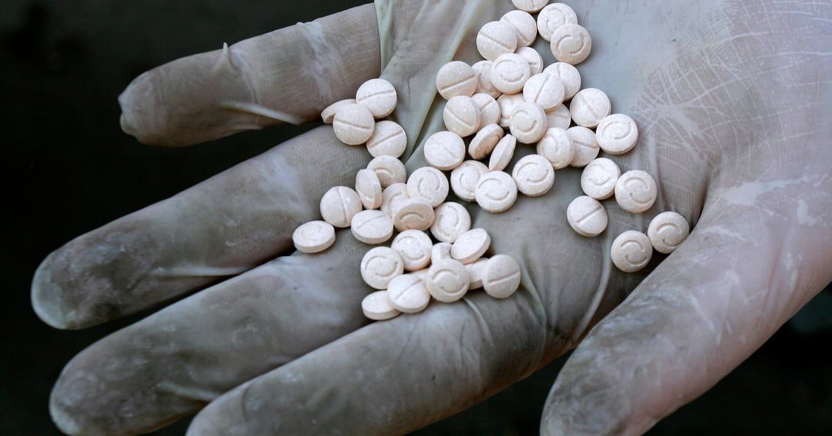 إحصائية صادمة.. 40% من القُصّر في إيطاليا يتعاطون المخدرات