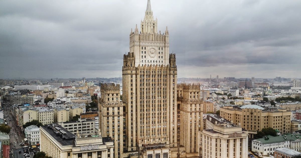 موسكو "تعاقب" الإعلام الغربي