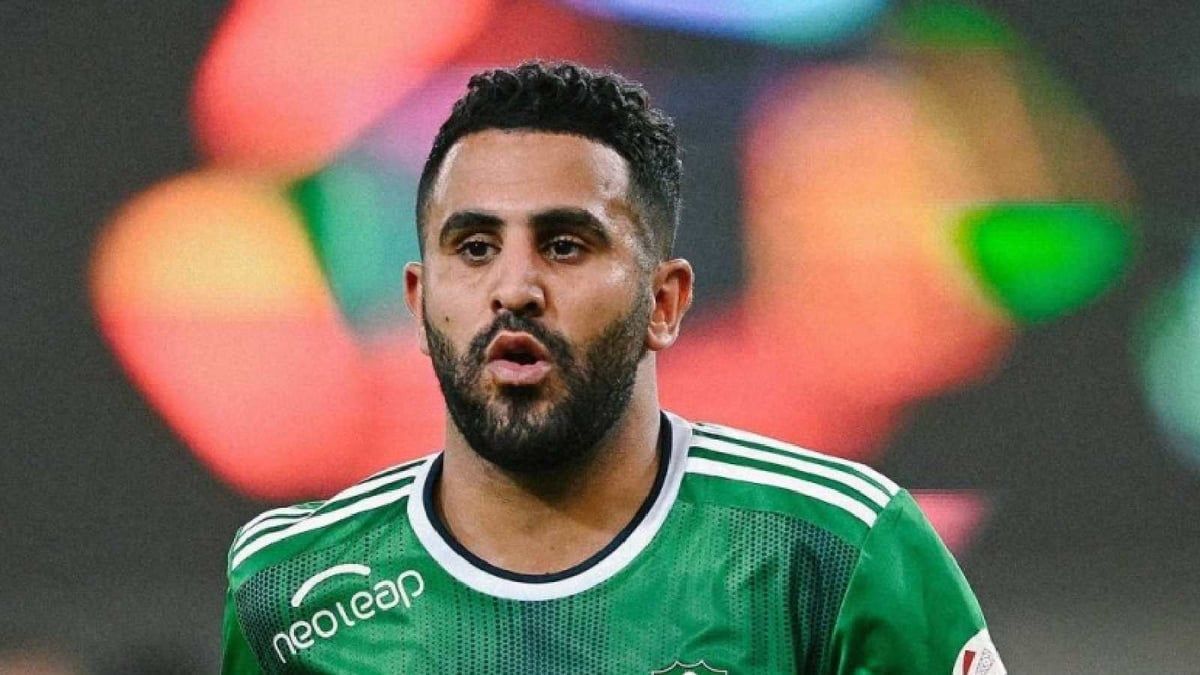 رياض محرز يرتب لحفل زفاف أسطوري