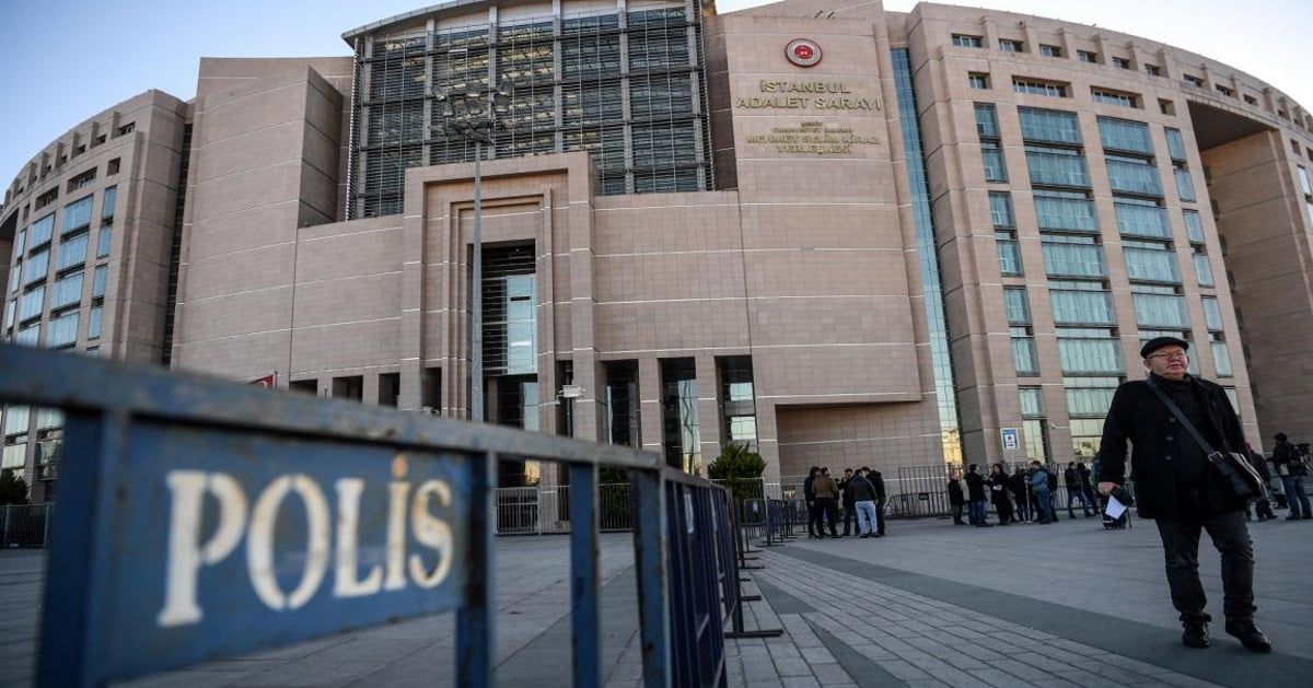 السجن المؤبد لتركي قتل سورياً في جريمة كراهية شهيرة‎