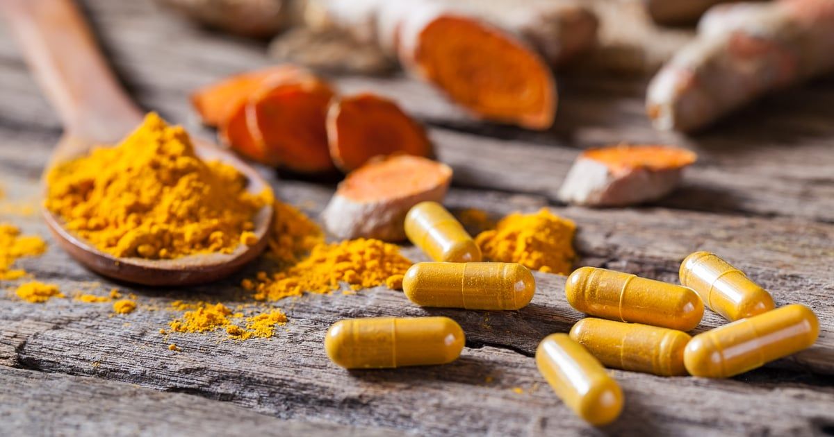 مخاطر خفية لمكملات الكركم على صحتك