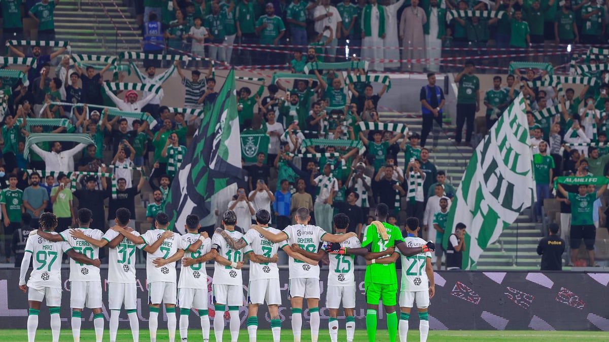 بعد ضربة دورتموند.. صفقات قد تنقذ هجوم الأهلي السعودي