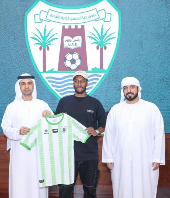 فلاح وليد أولى صفقات الحصن