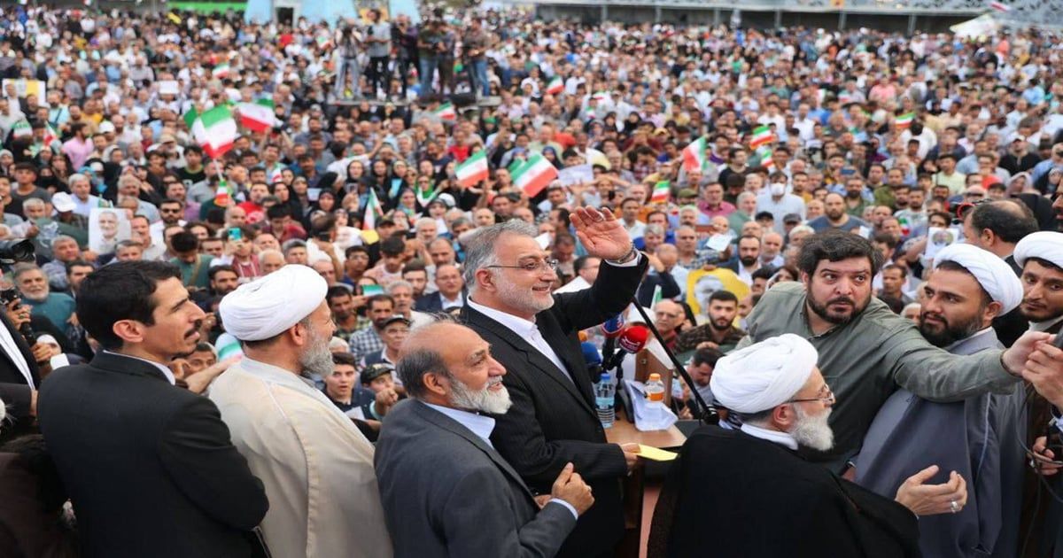 المرشح المتشدد زاكاني ينسحب من سباق الانتخابات الإيرانية