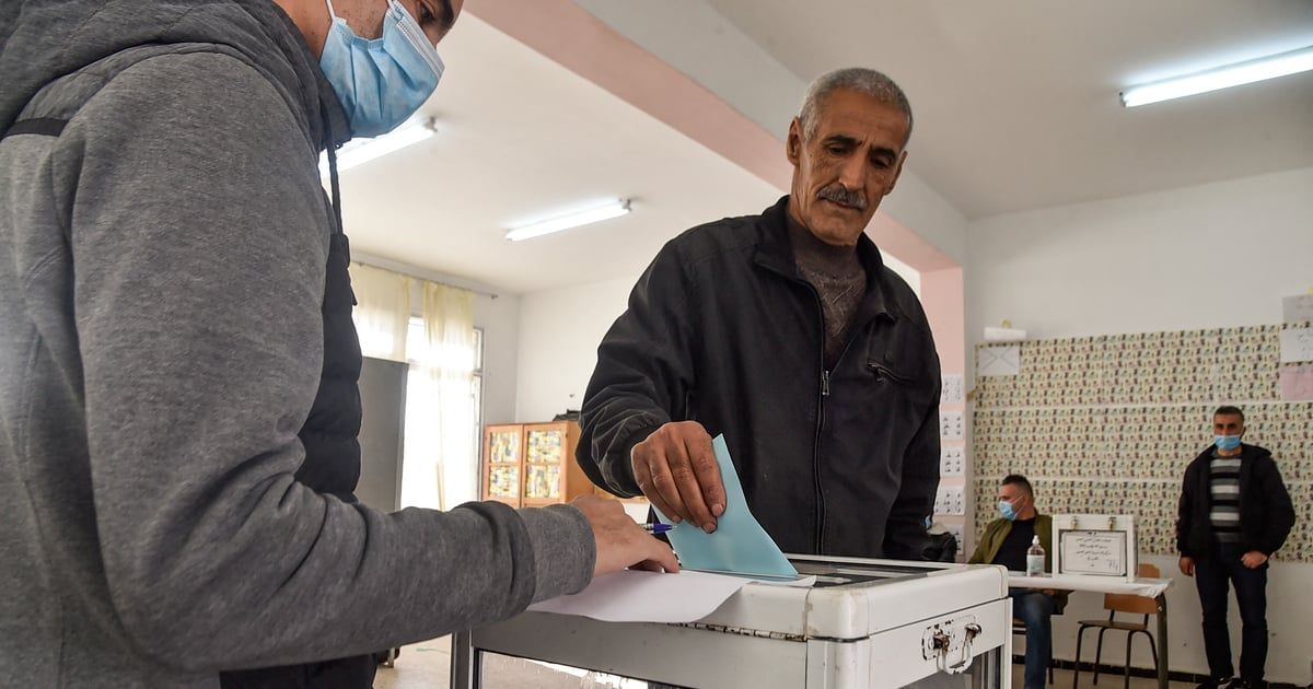 لمواجهة "الكتلة الصامتة".. مبادرات لكسر العزوف الانتخابي في الجزائر