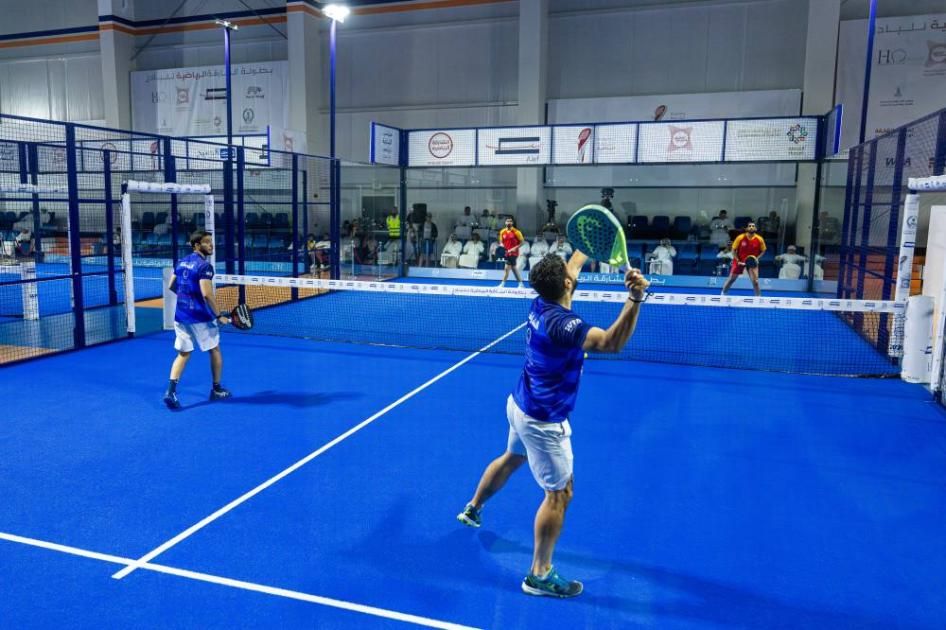 16 مواجهة في «الشارقة الرياضية للبادل» السبت