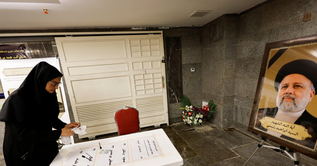 وسط نسب مشاركة باهتة.. إيران تمدد التصويت للمرة الثالثة