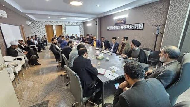 مصدر إيراني يكشف لـ"الخليج الان" كواليس اجتماع لتشكيل تحالف بين جليلي وقاليباف