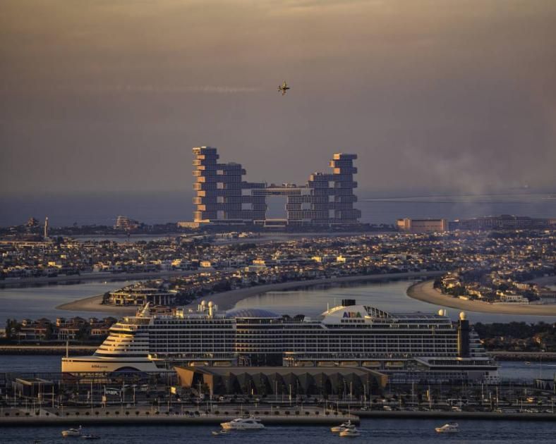 8.12 مليون سائح دولي إلى دبي في 5 أشهر بنمو 10%