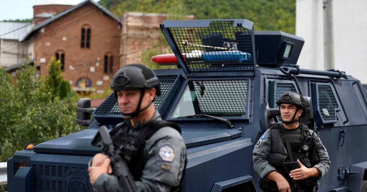 إصابة شرطي أمام السفارة الإسرائيلية في بلغارد ومقتل المهاجم