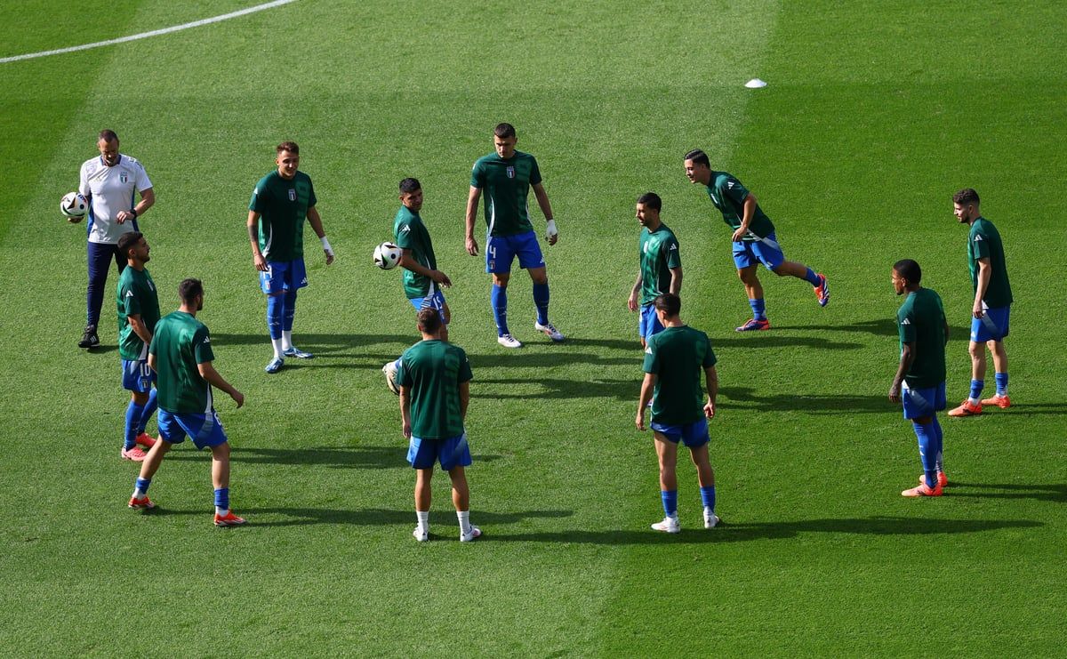 تغطية مباشرة.. مباراة سويسرا وإيطاليا في ثمن نهائي يورو 2024