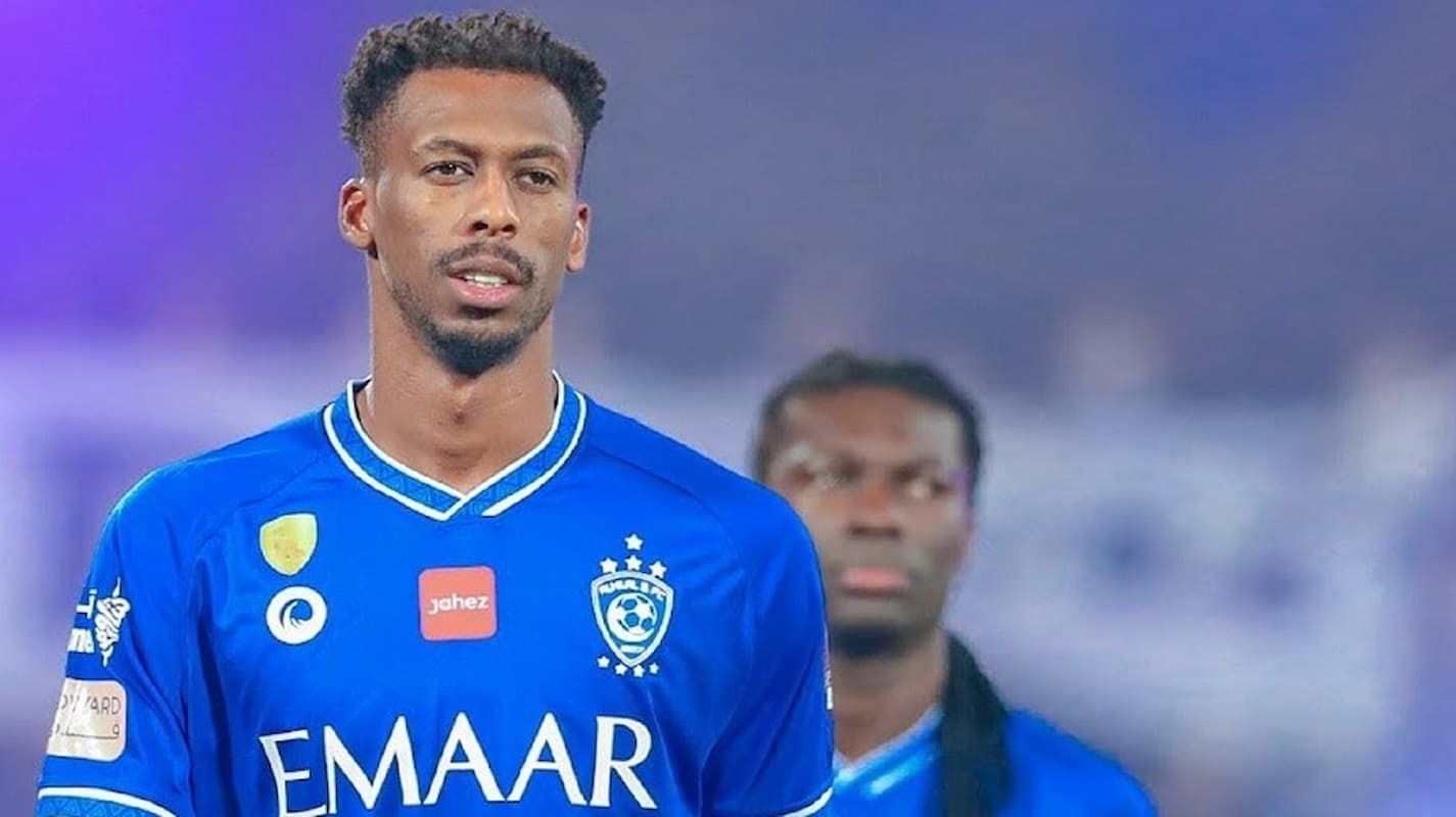 شاهد | "الدبيخي" ينشر لقطة لاعب نادي الهلال "محمد كنو" معلقًا عليها!! - موقع الخليج الان