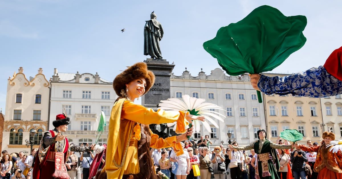كراكوف.. منبع الدهشة وعاصمة الأساطير في أوروبا الوسطى (فيديو إرم)