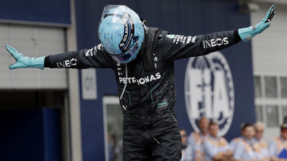 بعد اصطدام فيرستابن ونوريس.. راسل يفوز بسباق النمسا لفورمولا 1