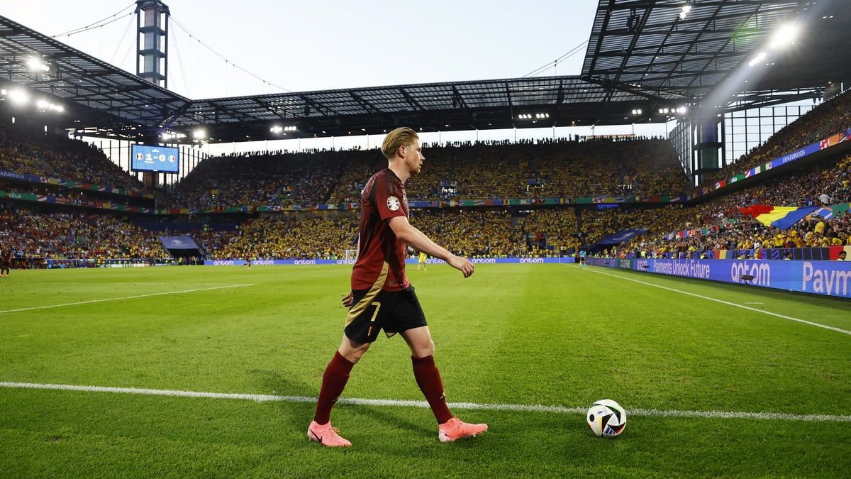 حرب دي بروين مع الجماهير تهدد تاريخه في بلجيكا