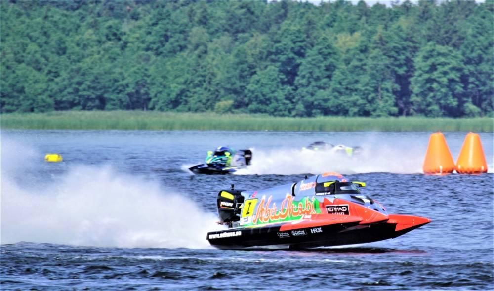 زورق أبوظبي يحل سادساً في «مونديال الفورمولا 2»