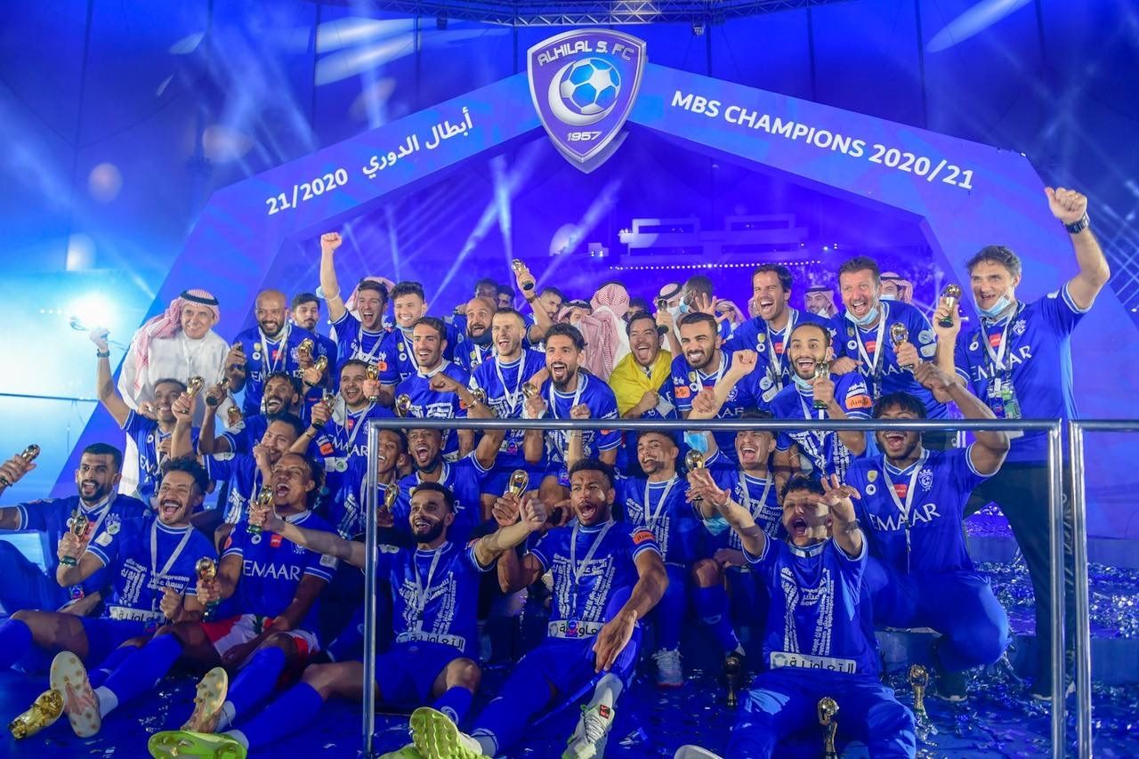 انتهاء 3 عقود في الهلال.. رحيل الأيقونة وتمرد آخر خلال الميركاتو - موقع الخليج الان