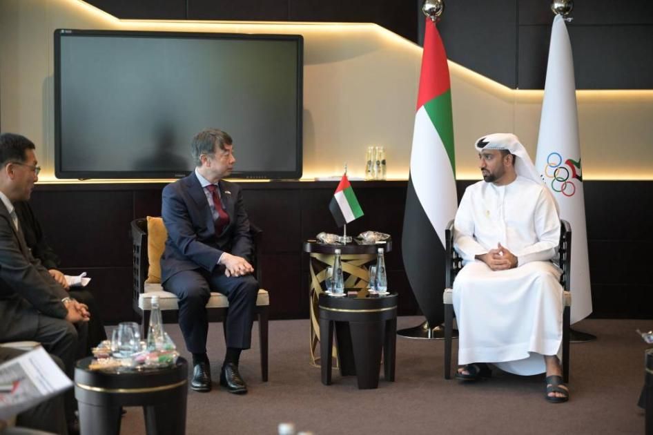 اللجنة الأولمبية تبحث التعاون مع القنصل الياباني