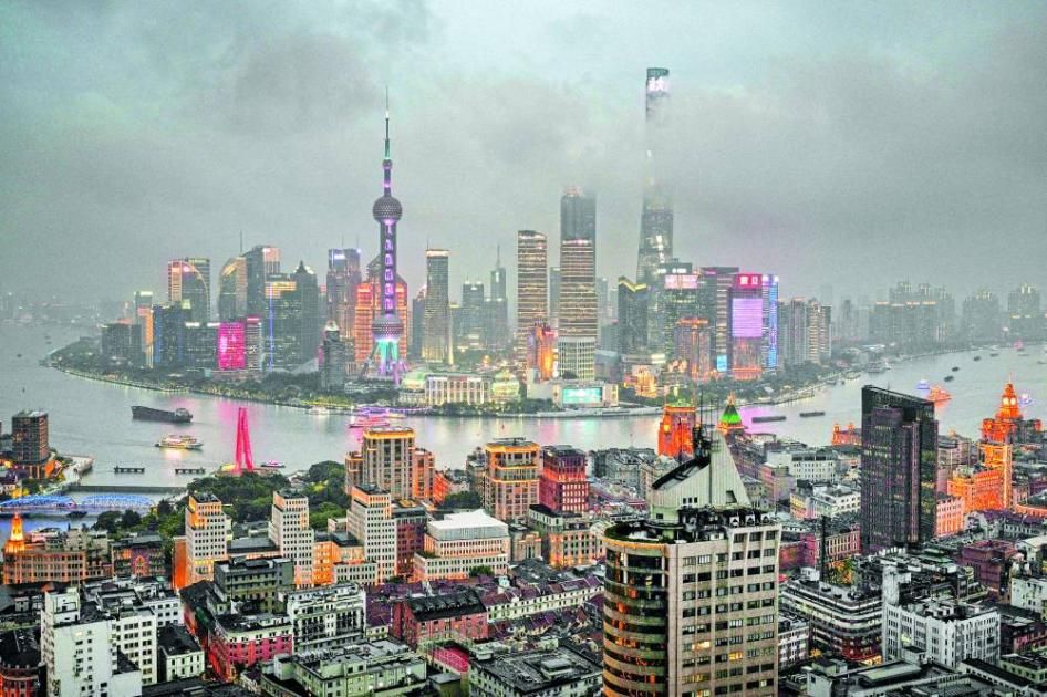 الصين تطور نظاماً موحداً للمركبات الذكية في 20 مدينة