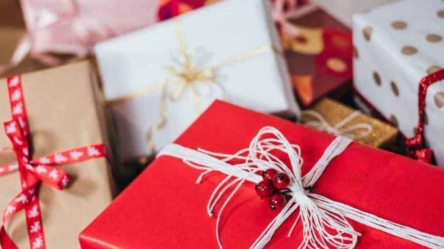 لتفادي الحرارة المرتفعة.. إليك أنسب الهدايا التي ينصح بشرائها صيفاً في الإمارات