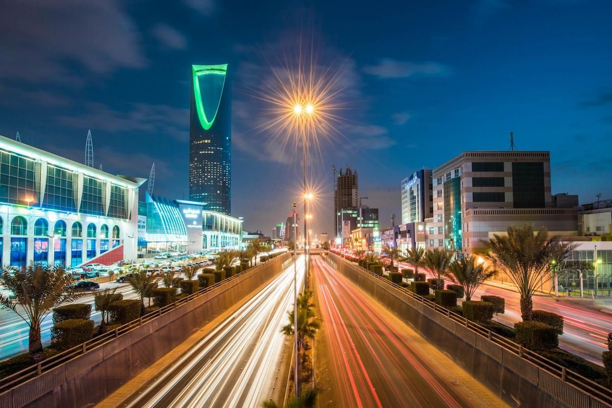 تحذيرات من طقس السعودية اليوم....رياح نشطة ومثيرة وتوقعات بسقوط الامطار على هذه المناطق - موقع الخليج الان