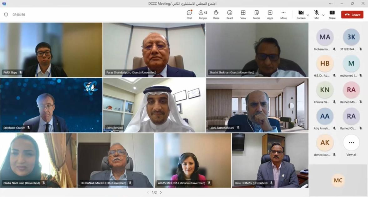 «استشاري جمارك دبي» يناقش الرقمنة والأعمال