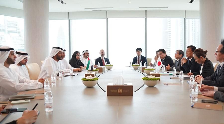الإمارات تبحث تعزيز الشراكة الاقتصادية والاستثمار مع اليابان