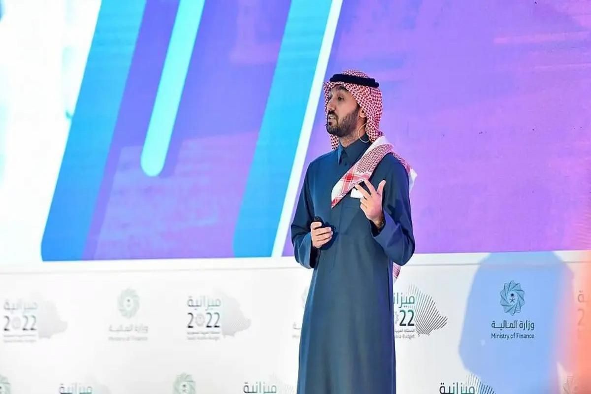 كل الأندية حصلت على الدعم بالتساوي! وزير الرياضة يفتح النار على الأندية السعودية والتفاصيل - موقع الخليج الان