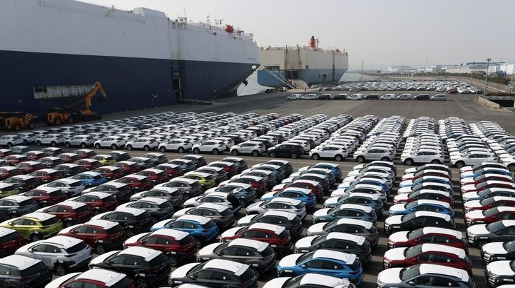 كوريا الجنوبية تُصدّر 1.5 مليون سيارة بالنصف الأول 2024