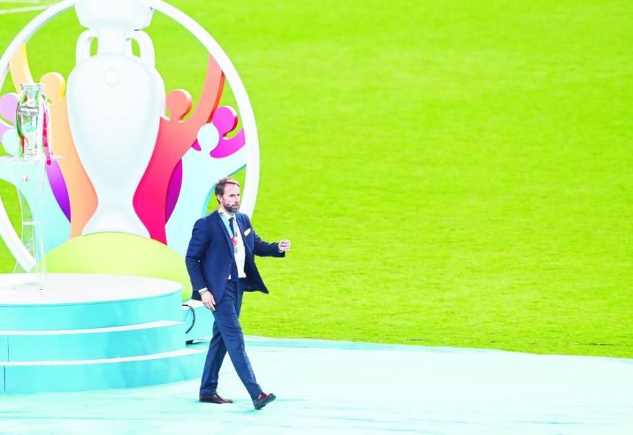 إنجلترا تبحث عن شخص مناسب لـ«الوظيفة المستحيلة»