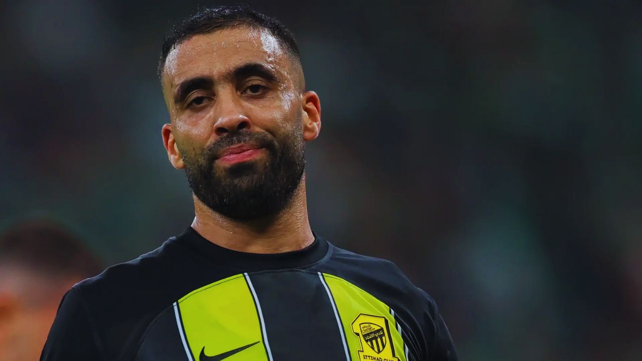 عرض سعودي "ينقذ" حمد الله من الاتحاد.. وحارس الأهلي على أبواب الوحدة - موقع الخليج الان