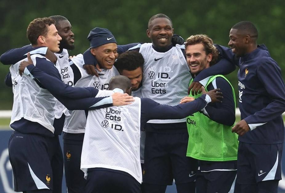 السنغالي جاكسون يبرئ نجم تشيلسي من تهمة العنصرية