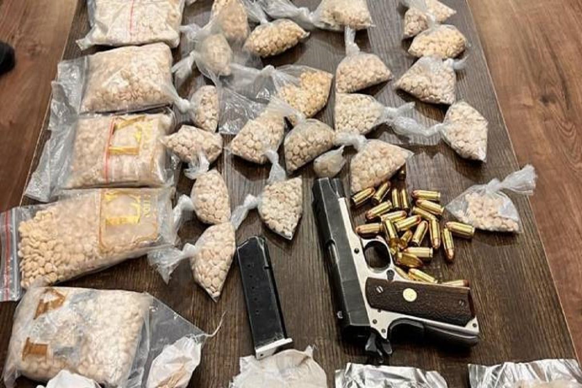 "في قبضة رجال الأمن"..."الأمن العام" القبض على مروجي المخدرات بمكة المكرمة وجدة - موقع الخليج الان