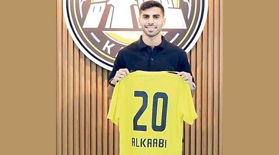 كلباء يعزز صفوفه