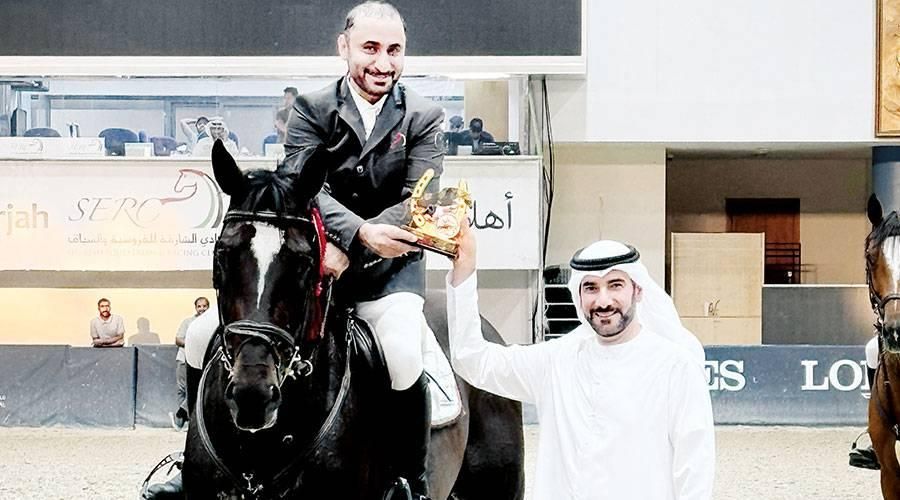 نادي الشارقة للفروسية ينظم منافسات صيفية لقفز الحواجز