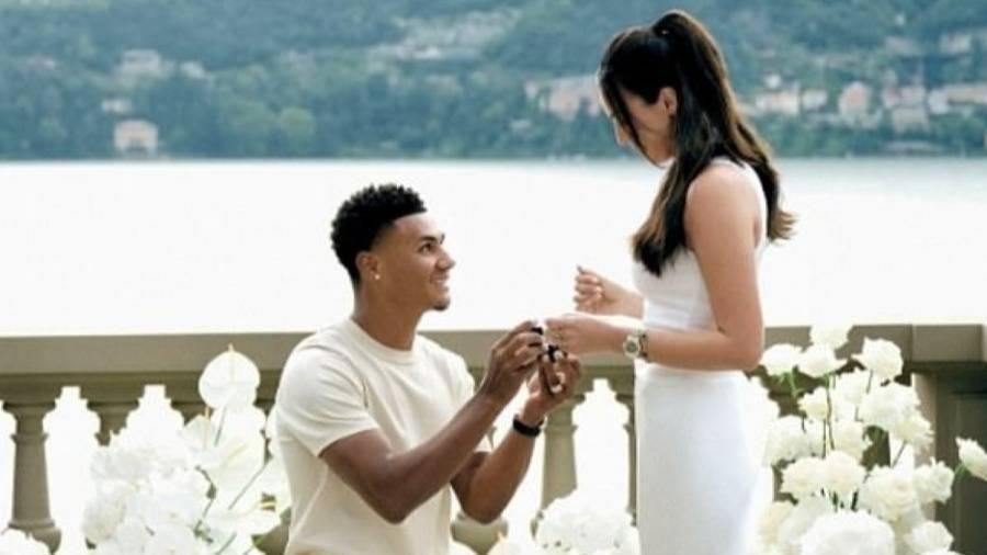 بطل التأهل لنهائي يورو 2024 يعلن خطوبته