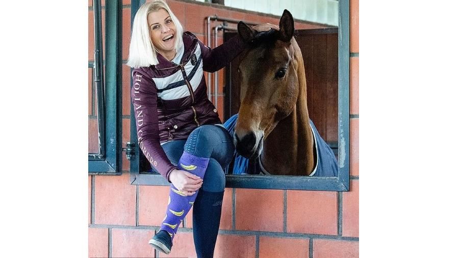 مدربة تتخلى عن حلمها الأولمبي بسبب ضرب الخيول
