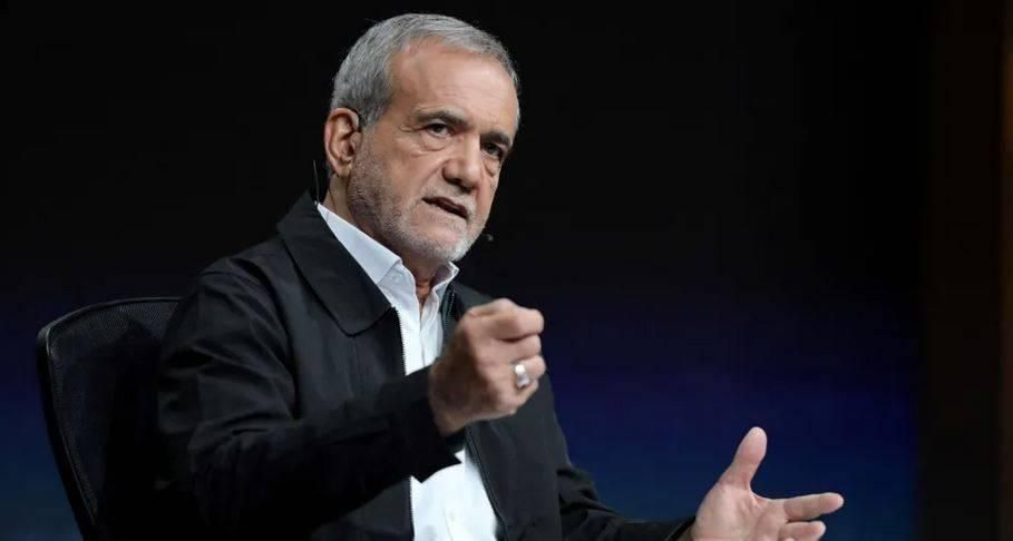 رسمياً.. بزشكيان يتولى الرئاسة في إيران